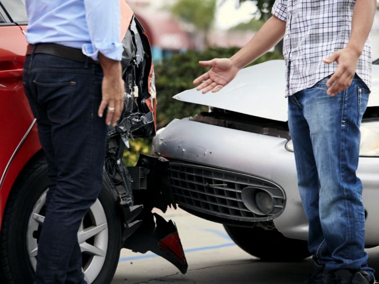 Что делать, если сумма страховой выплаты по ОСАГО не покрывает расходы на ремонт автомобиля