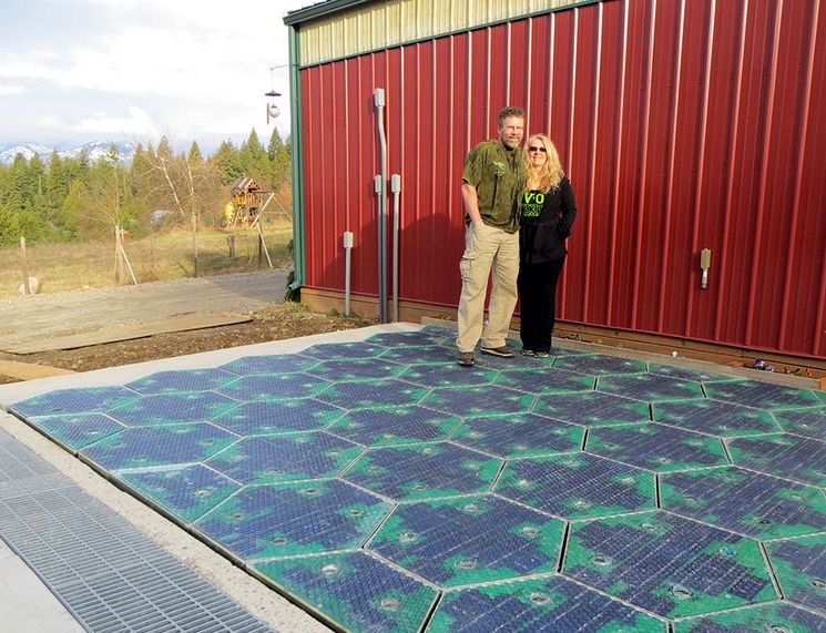 Умная дорога из солнечных батарей Solar Roadways